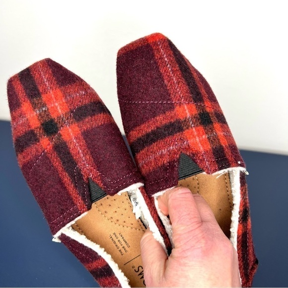 Toms Alpargata Red Plaid Buffalo Check Faux Sherling Sherpa Slip On Shoes Size 6 - Picture 6 of 14